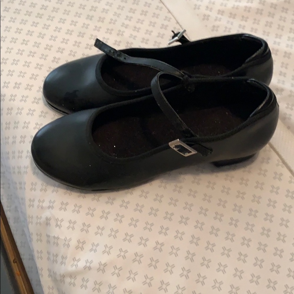 Tap shoes